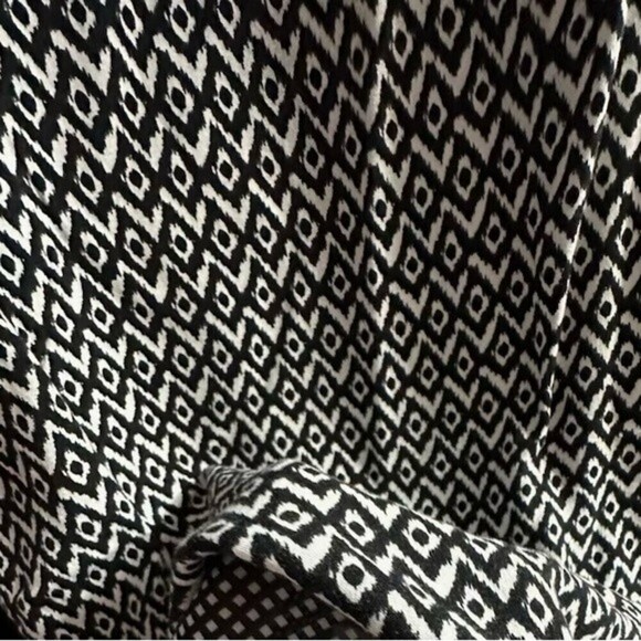 Cynthia Rowley Geometric Pattern Top Size‎ Medium - Picture 7 of 9